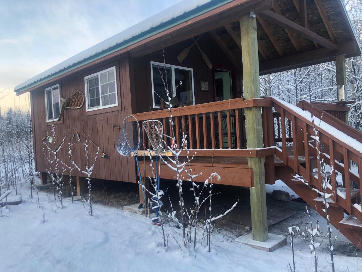 Wrangell Mountain Lodge- Private Bathroom With Shower McCarthy 외부 사진