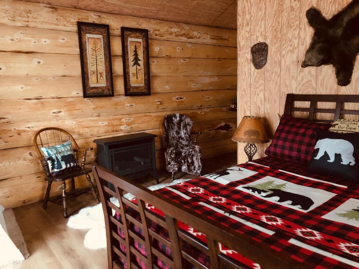 Wrangell Mountain Lodge- Private Bathroom With Shower McCarthy 외부 사진