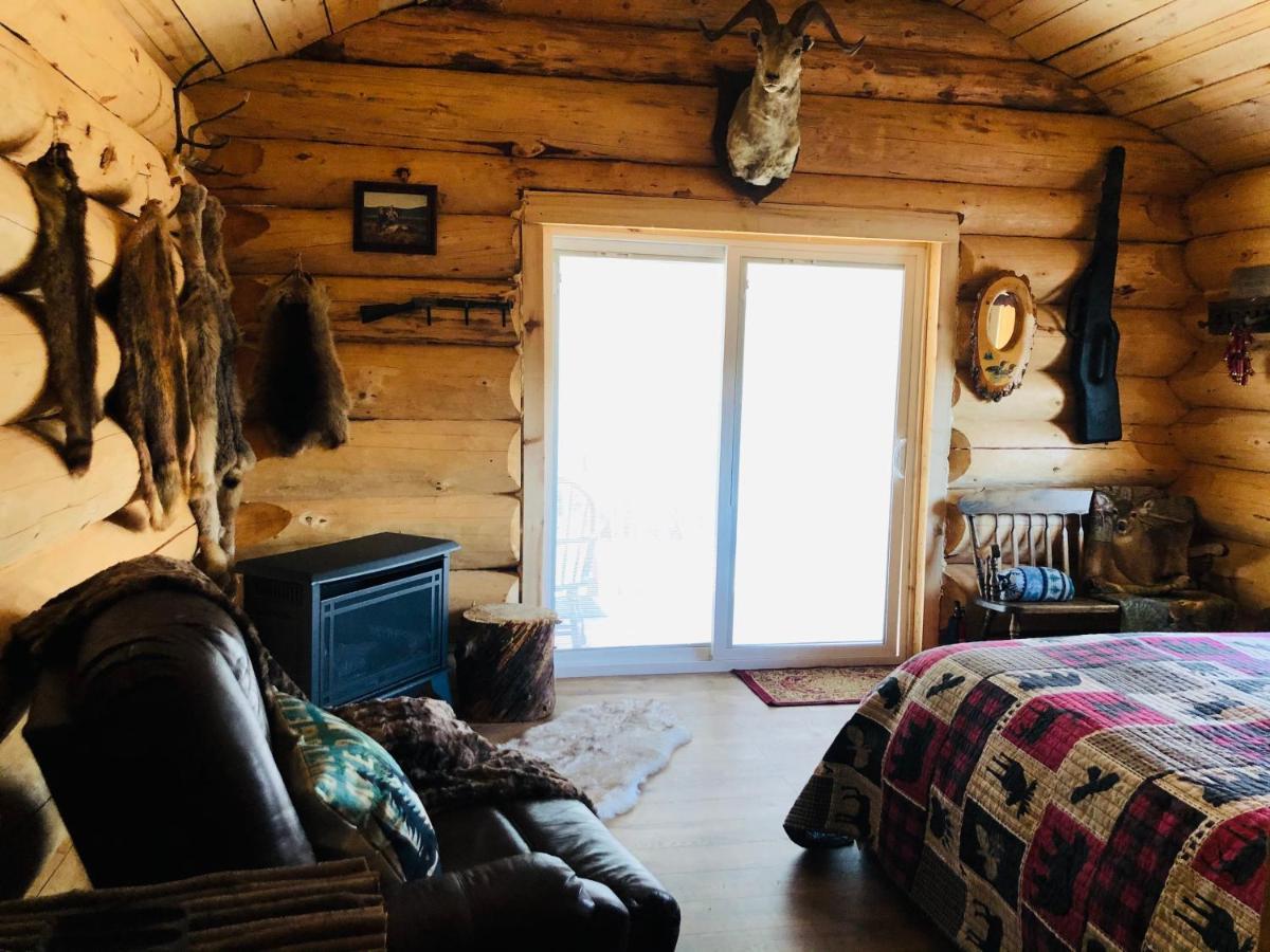 Wrangell Mountain Lodge- Private Bathroom With Shower McCarthy 외부 사진