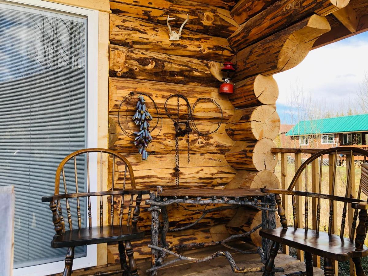 Wrangell Mountain Lodge- Private Bathroom With Shower McCarthy 외부 사진